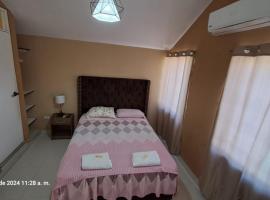 Hotel Hoskins Talara cerca centro, refinería，位于塔拉拉的酒店