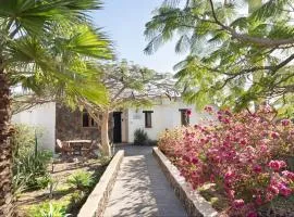 Villa Helda - Private Bedroom in a Shared Villa of 4 bedroom