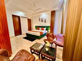 Hotel La Casa Amritsar Near ISBT & Golden Temple，位于阿姆利则的酒店