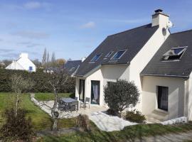 Maison à la campagne proche de l'Océan，位于Le Juch的酒店