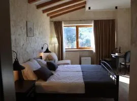 Rustikalna soba sa kupaonicom Milena