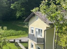 Apartma Movrin
