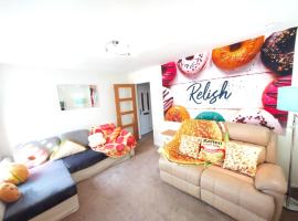 The Relish - ground floor flat in Largs，位于拉格斯的公寓