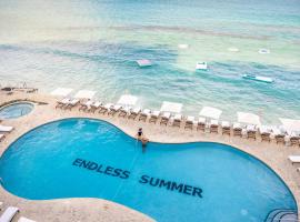 Grand Cayman Marriott Resort，位于乔治敦的酒店