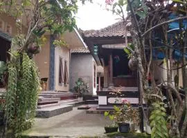 Anish Homestay