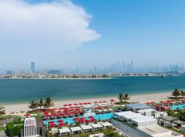 Th8 Palm Dubai Beach Resort, Vignette Collection by IHG，位于迪拜的酒店