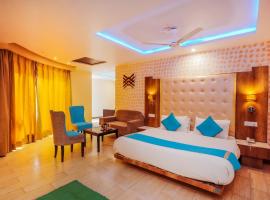 Nature Valley View Resort Mashobra !! Luxury Choice !! gaming zone !! open terrace !! Big Parking，位于西姆拉的酒店