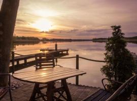 Ferienhaus am Ruppiner See，位于Wustrau的酒店