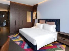 Hyatt Centric Jumeirah Dubai - King Room - UAE，位于迪拜朱美拉的酒店