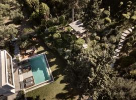 Sentiero Iconic Villa, a Serene Retreat, By ThinkVilla，位于普莱诺斯的Spa酒店