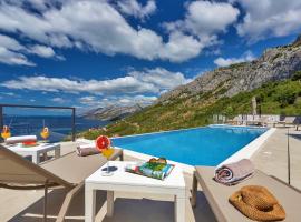 Villa Skyview mit Infinitypool und Panorama Meerblick，位于布雷拉的酒店