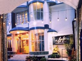 Hotel Niladri Palace，位于西里古里巴格多格拉机场 - IXB附近的酒店