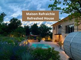 Maison d'Hôtes de Charme Le Clos de la Fontaine Piscine & SPA，位于Labastide-Marnhac的酒店