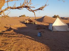 Sahara wild camping，位于Mhamid的酒店