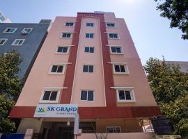 SK Grand Luxury Rooms，位于海得拉巴的酒店