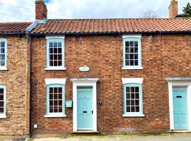 Characterful 3 Bed cottage in Barrow upon Humber，位于Barrow upon Humber的带停车场的酒店