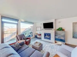 Chelan Resort Suites: Comfort by the Lake #201