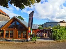 Marleen`s Bar und Zimmer