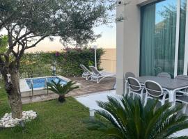 Green Gem Villa 142, Green Coast，位于Llogara的酒店