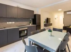 Emerald Suite