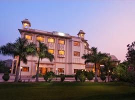 KK Royal Hotel & Convention Centre，位于斋浦尔Seesh Mahal附近的酒店