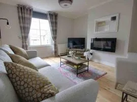 Bakewell- Super central 2 bed apartment