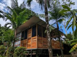 Arboura Eco Cabins，位于乌维塔的山林小屋