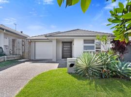 Tranquil Retreat Brisbane North，位于北湖的酒店