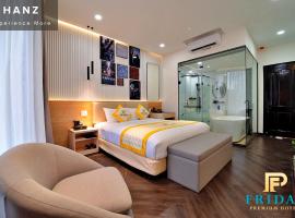 HANZ Premium Friday Saigon Hotel，位于胡志明市第十郡的酒店