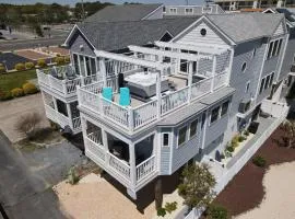 Single Family Townhouse Ocean View Rooftop Jacuzzi Walk to Beach