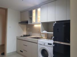 Apartment Embarcardero Bintaro 1BR，位于Jombang的公寓式酒店