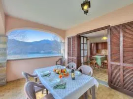 Casa Serena park and Lake View - Happy Rentals