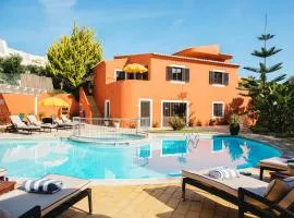 马尔阿祖尔别墅酒店