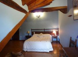 Hotel-Restaurant Campoo Los Valles，位于Salces的酒店