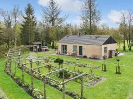 Gorgeous Home In Vorbasse With Kitchen