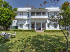 Kinwani House, Narendranagar, Rishikesh - Araiya Anthology，位于瑞诗凯诗的酒店