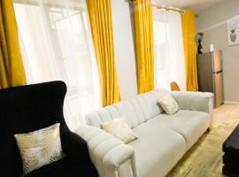 Feel Home -One bedroom with swimming pool，位于Kiambu的酒店