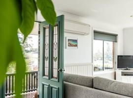 Suncatcher St Helens - Views - Sleeps 4，位于圣海伦斯的酒店