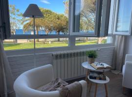 Apartamento Comillas Beach，位于柯米拉斯的酒店