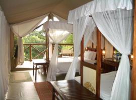 Orwas maasai Mara safari camp in Kenya，位于Sekenani的山林小屋