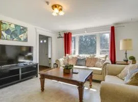 Lakefront Maine House about 4 Mi to Colby College