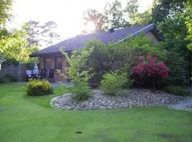 Ferienhaus mit Garten in herrlicher Lage in Strandnähe