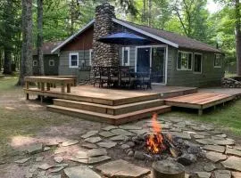 Blue Lake Cottage - 10 Minutes to Minocqua