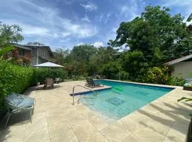 Finca Cristal con Piscina Room Blanca con AC