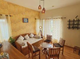 Mysa by Meraki - Entire Villa with Himalayan Views，位于拉尼凯特的酒店