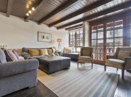 Luderna - Casa con terraza Unhola，位于Bagergue的酒店