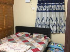 Anandhi homestays 1BHK with free car parking，位于蒂鲁帕蒂的乡村别墅