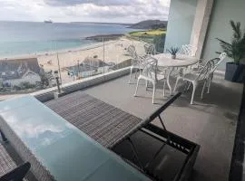 Luxury 3bd, beach access & views