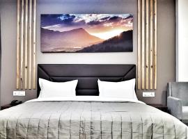 Hotel Delhi Aerocity, NH 48，位于新德里德里英迪拉•甘地国际机场 - DEL附近的酒店