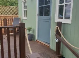 The Honeypot Shepherds Hut